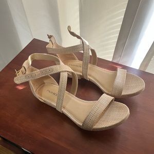 Sand raffia convertible heels